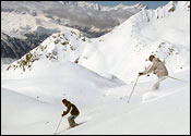 Auli Skiing Tour